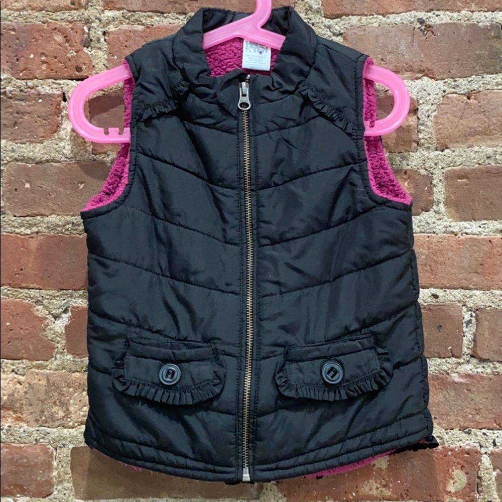 Fleece Lined Vest w/ ruffles and pockets kt003